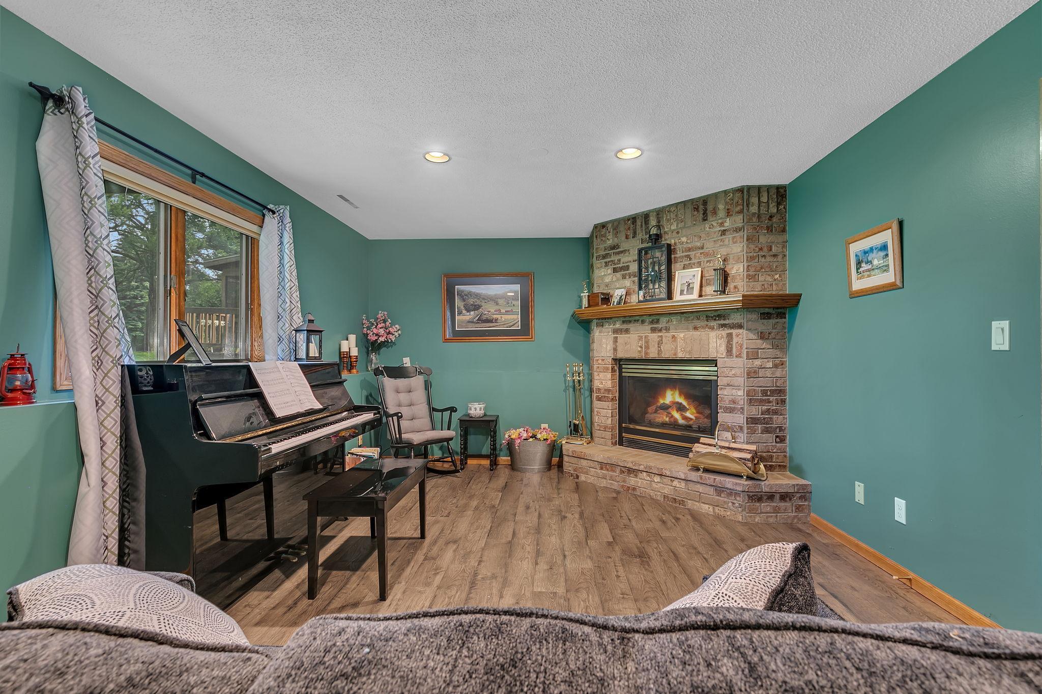 1 Pine Tree Court