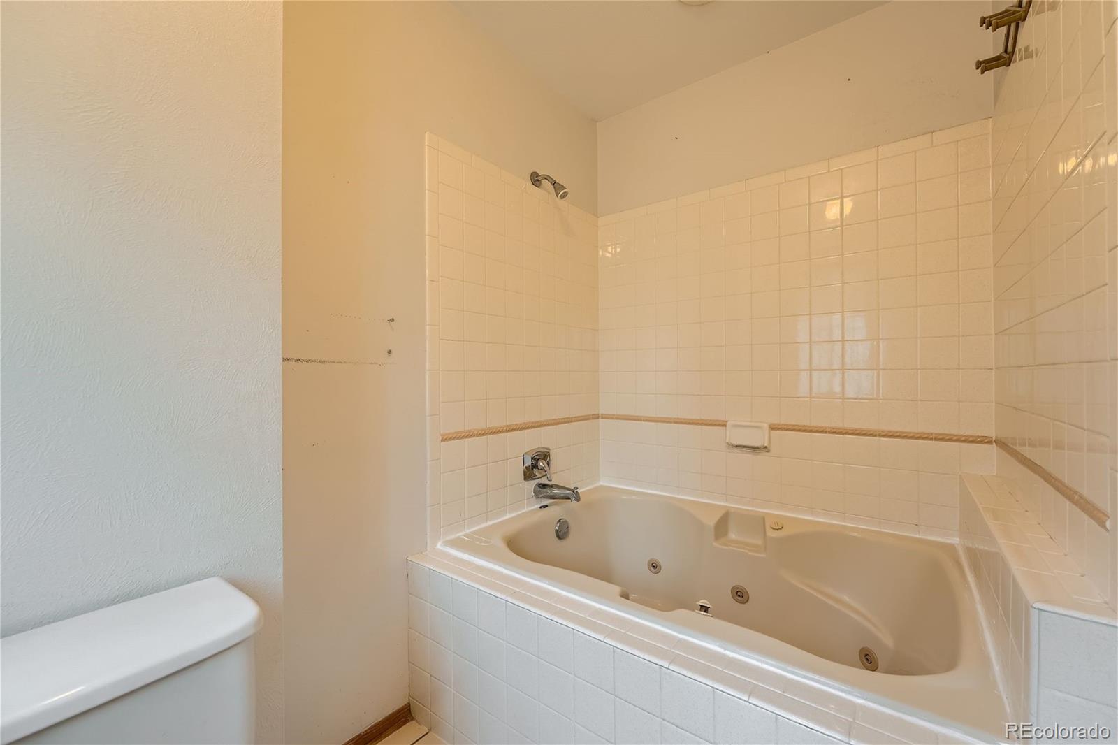 7979 S Jasmine Circle