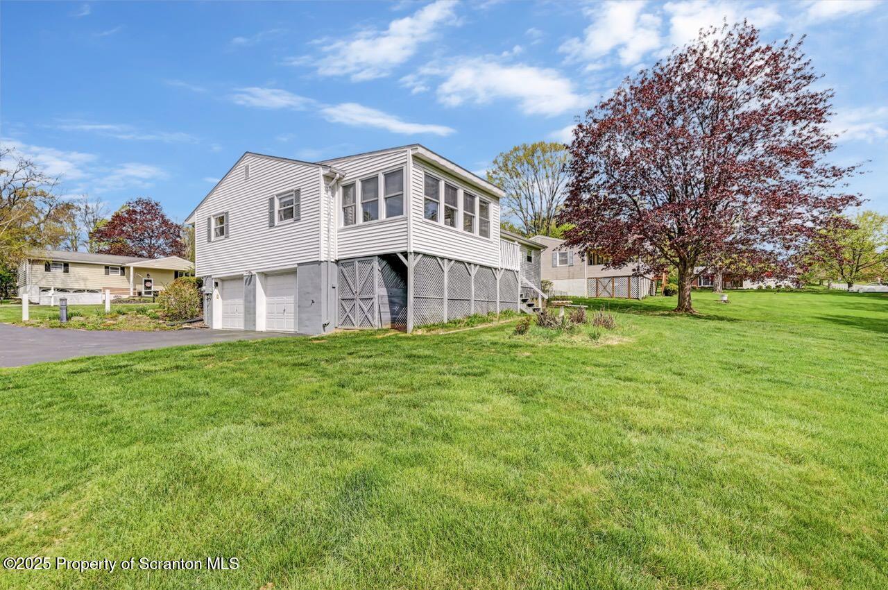 103 Carriage Lane L79