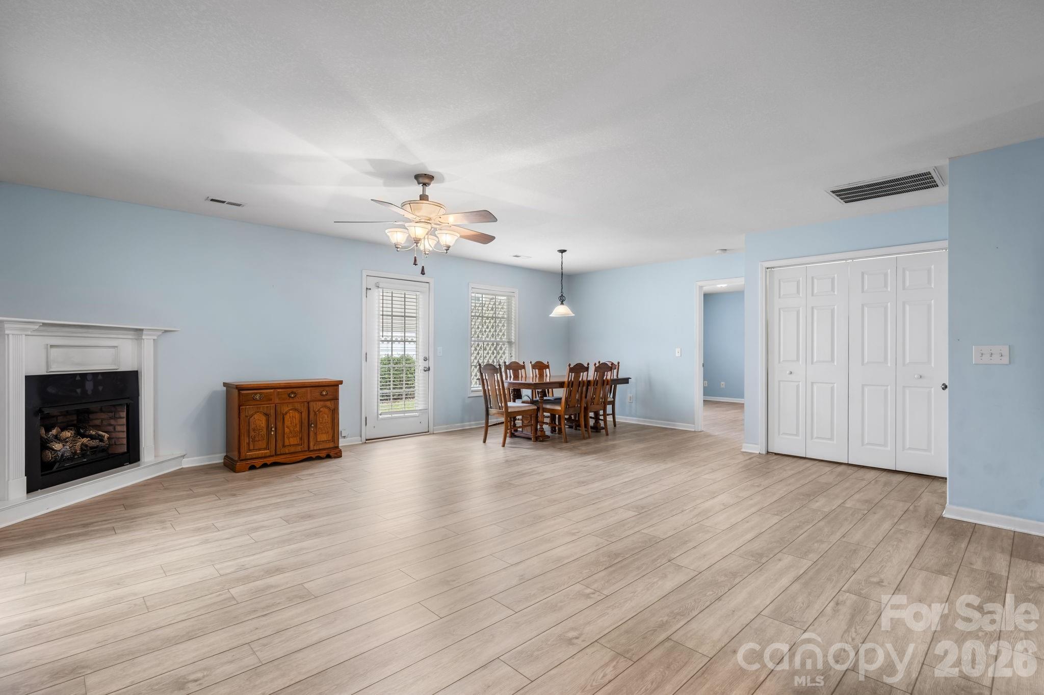 1268 Wexford Village Circle NE
