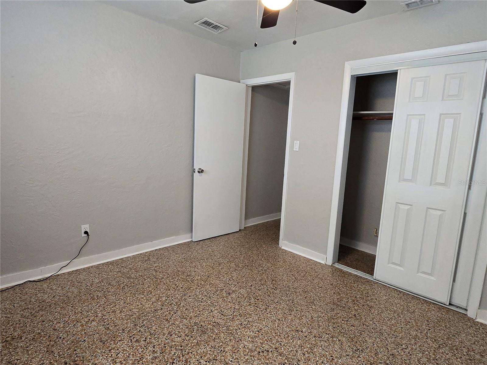 3421 W Abdella Street