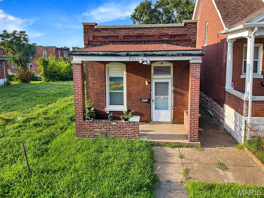 2711 Keokuk Street