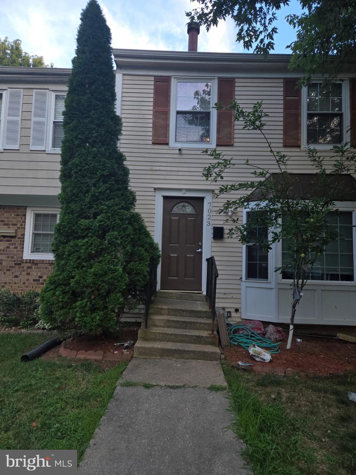 7023 Woodstream Ln  