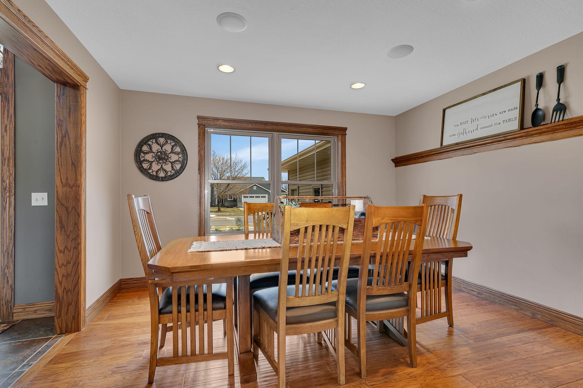 1201 Huntington Drive S