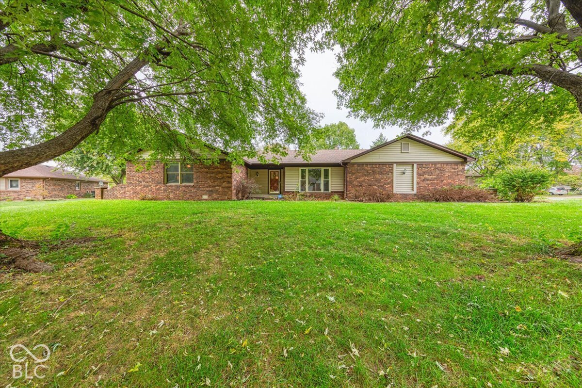 596 S Yeagy Court