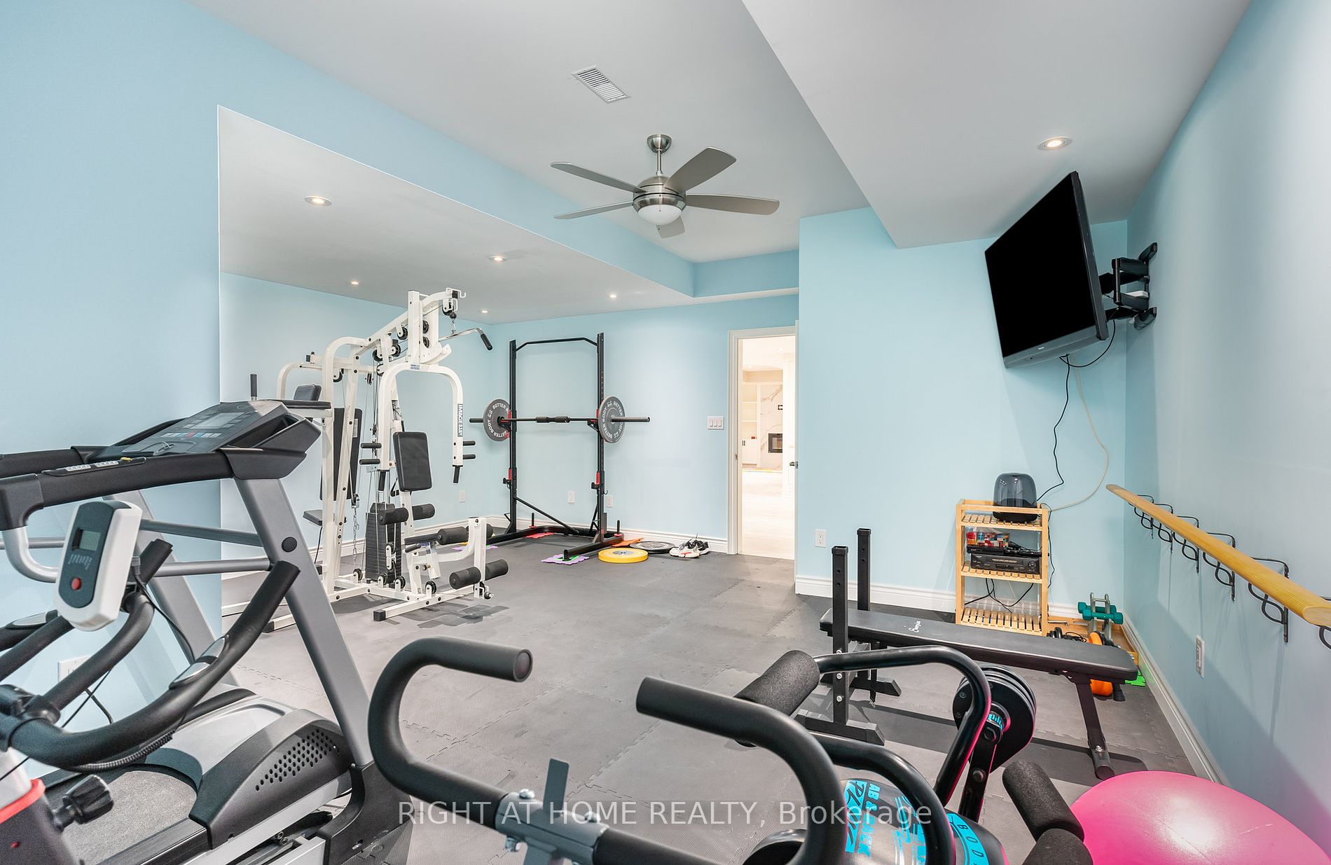 185 Cook's Mill Cres