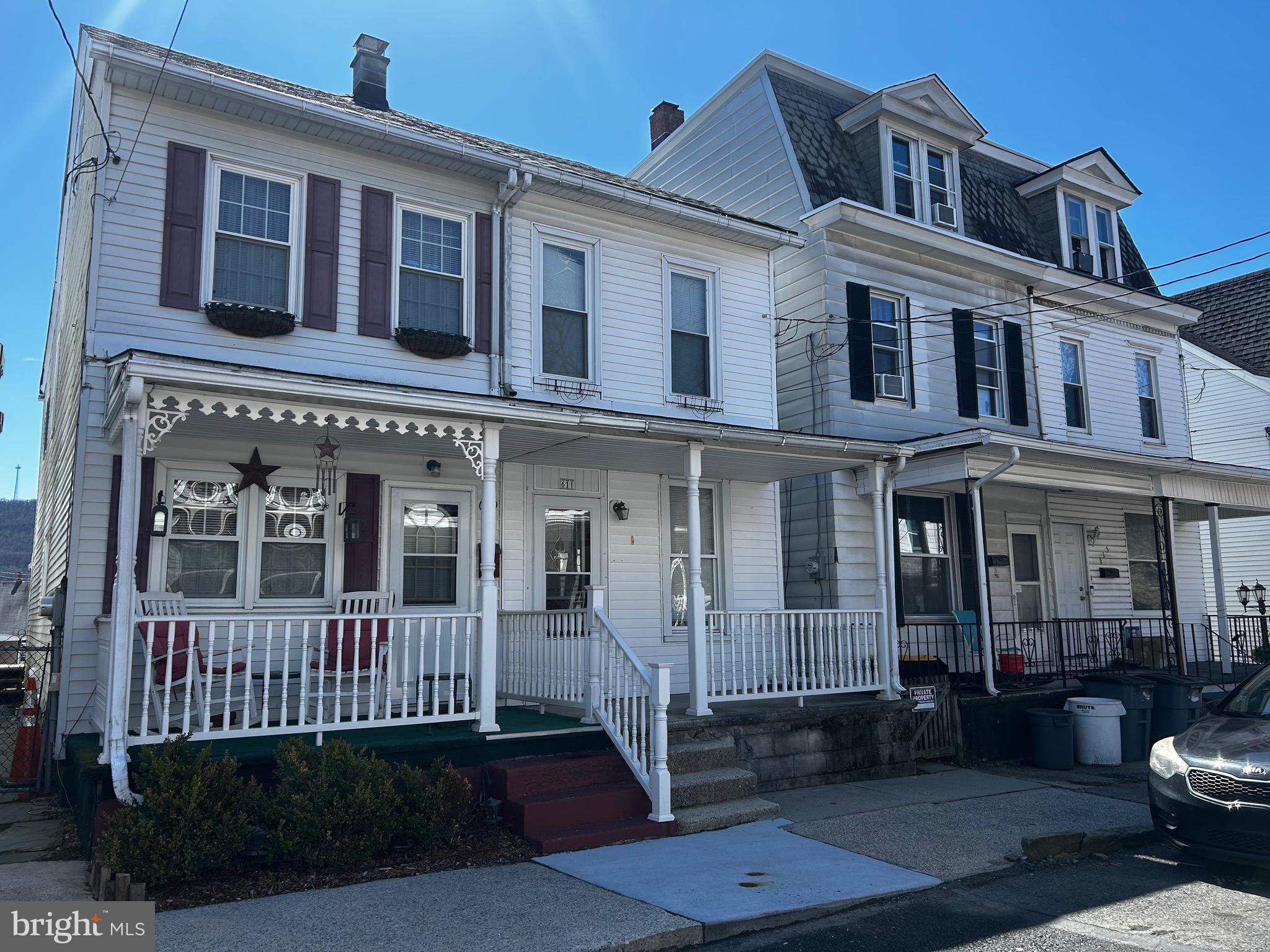 611 Fairview St  