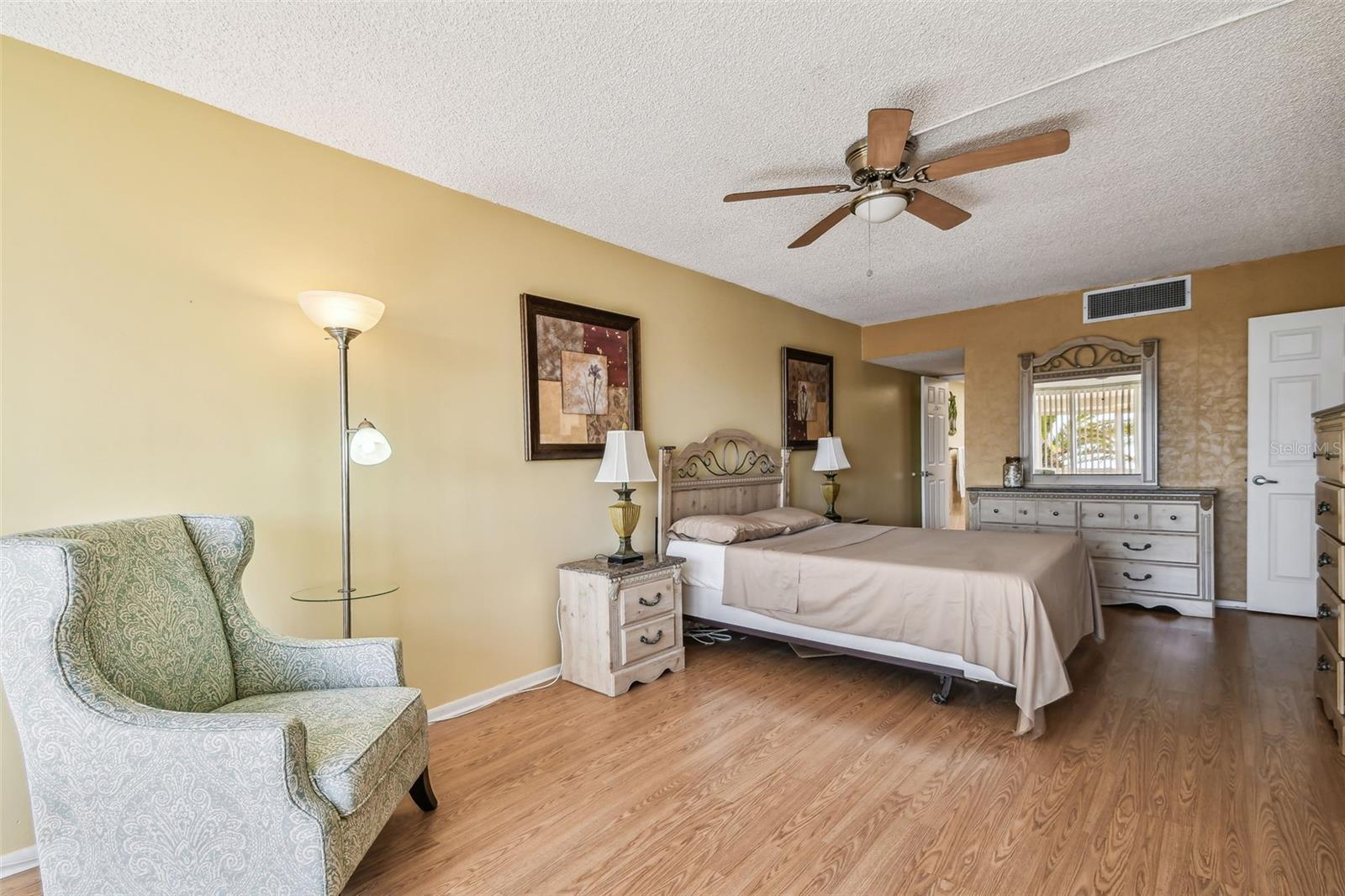 17920 Gulf Boulevard 208
