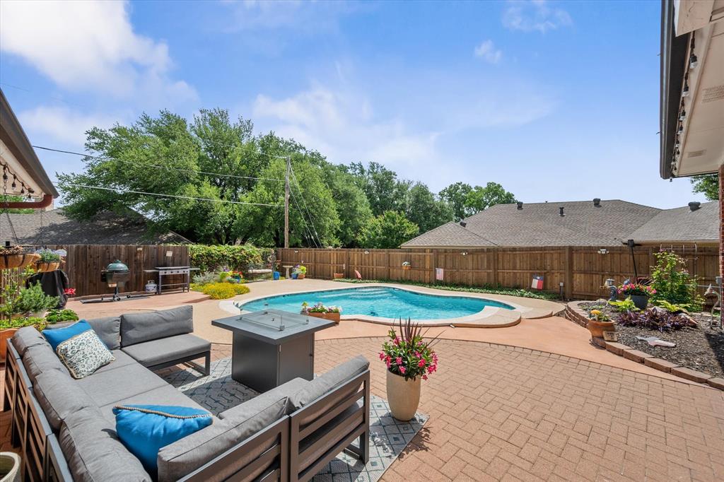 4403 Alameda Court
