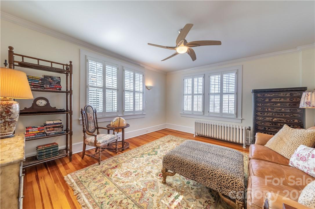 600 West Union Street