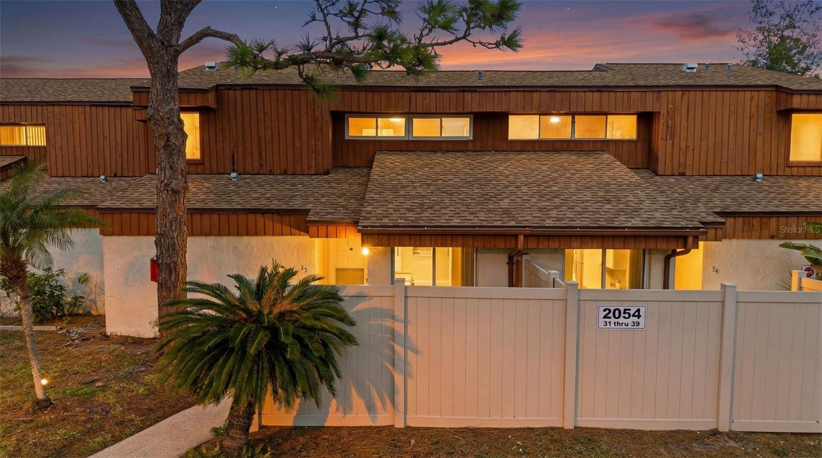 2054 Sunset Point Road 35