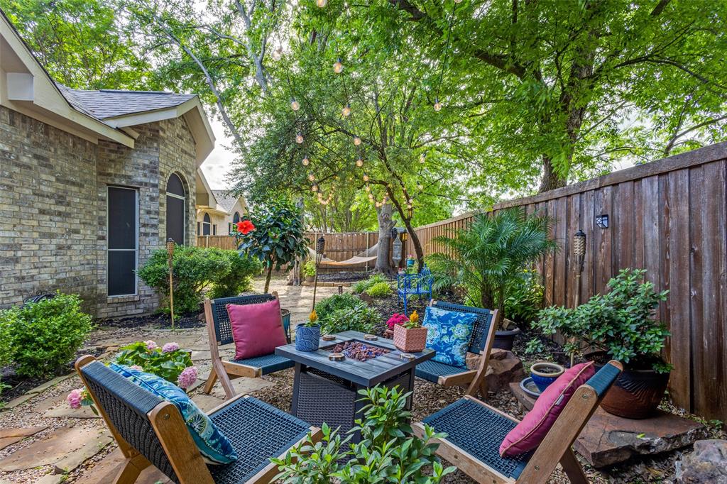 5000 Stonecrest Drive