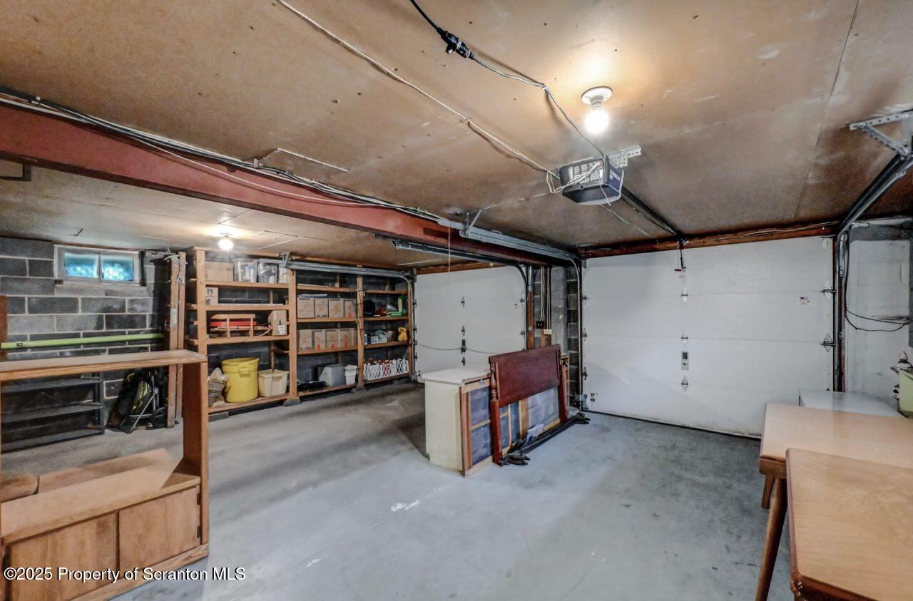 103 Carriage Lane L79
