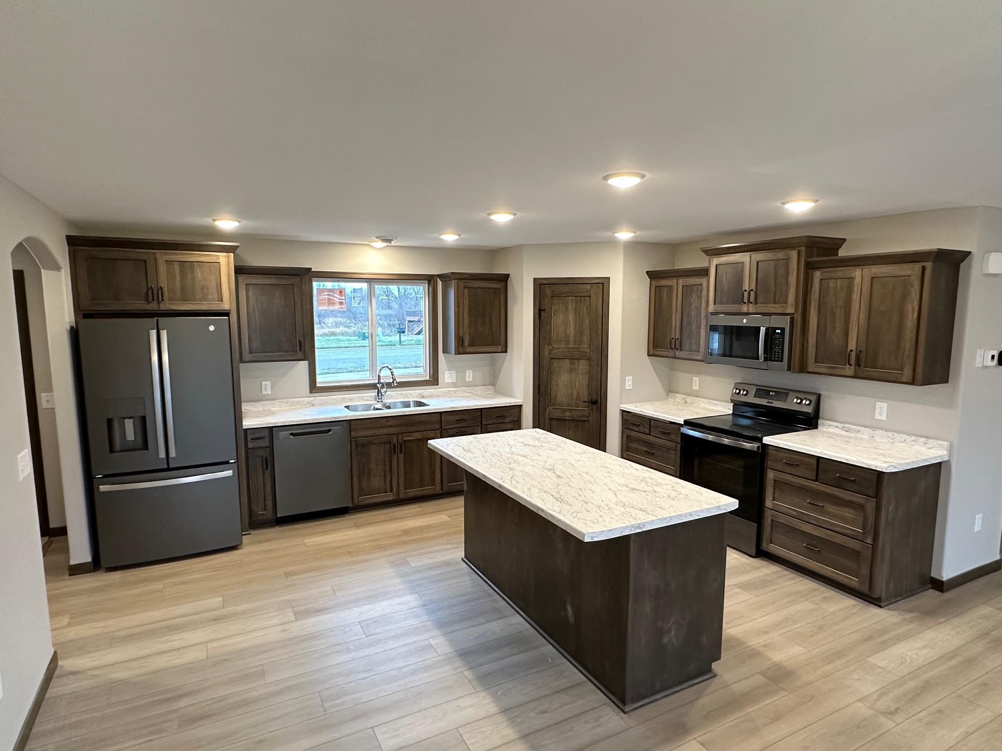 1701 Knottingham Drive