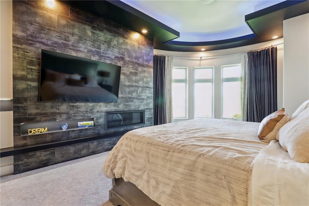 10239 N Kansas Avenue