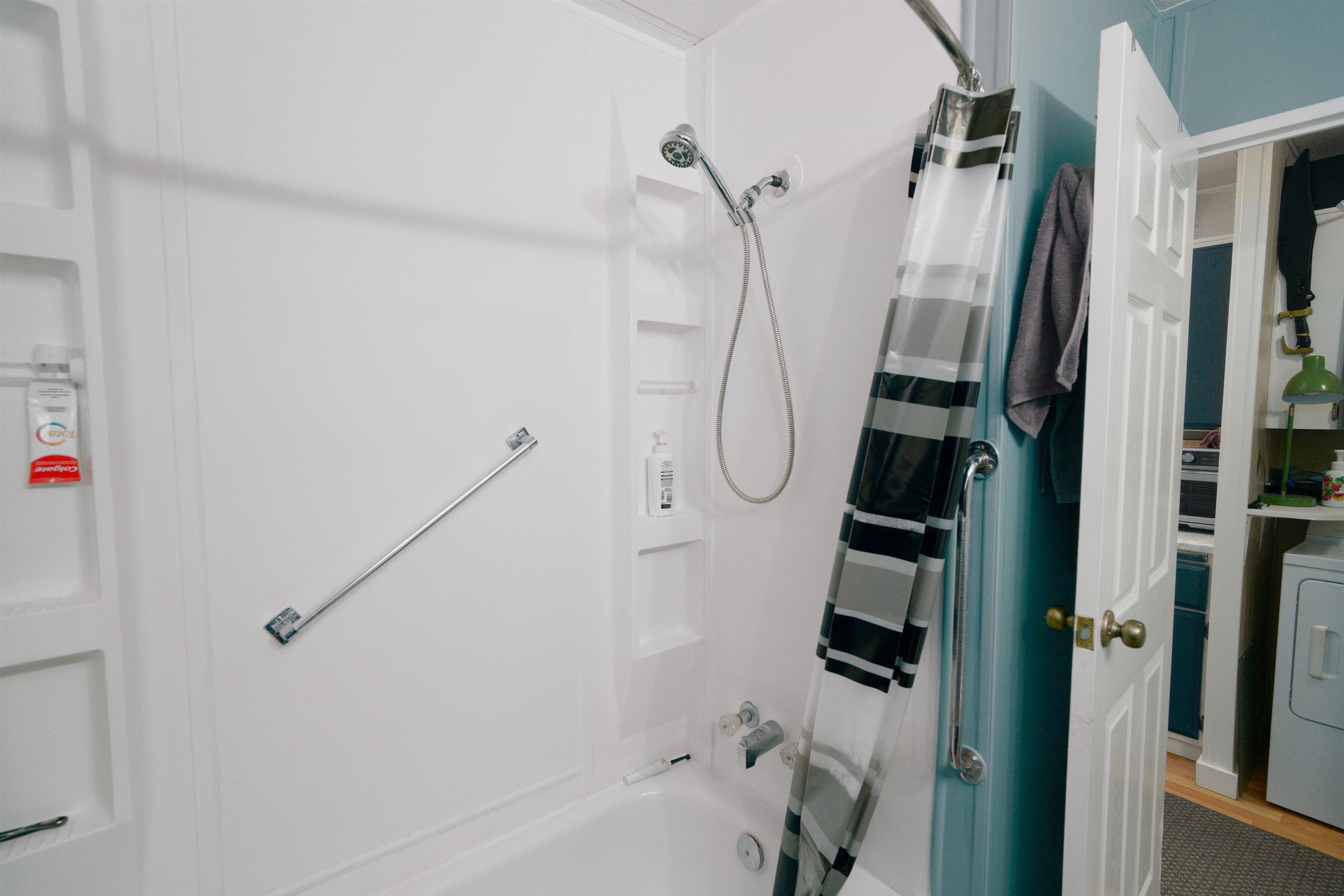 21163 Lougheed Highway 5