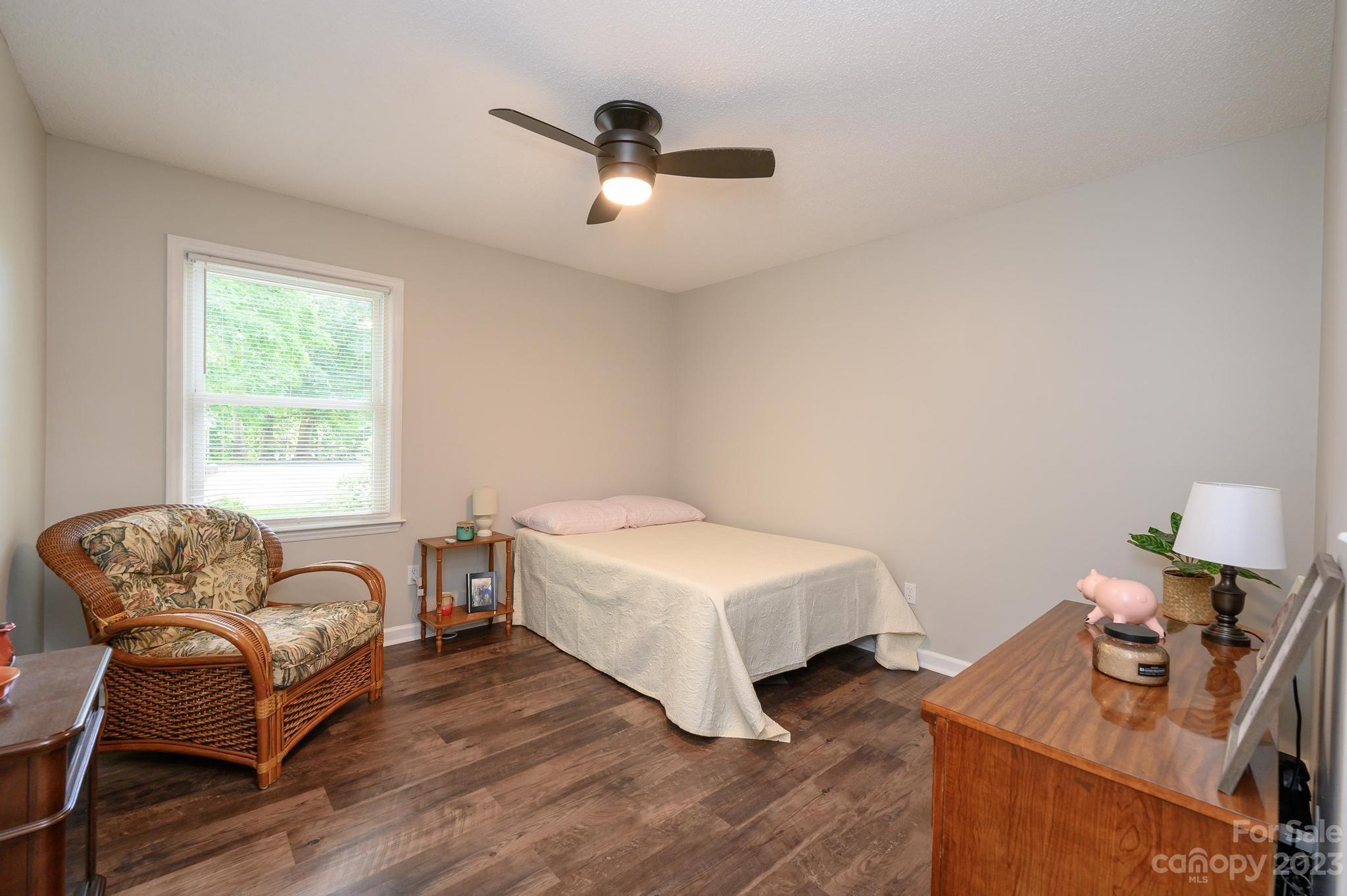 117 Windy Oaks Court