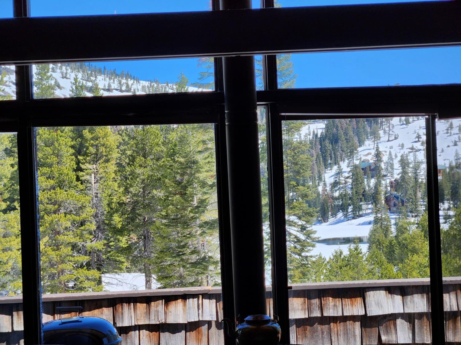 735 Bloods Ridge Road