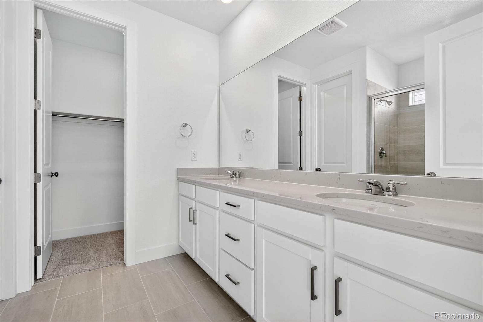17136 W 92nd Loop