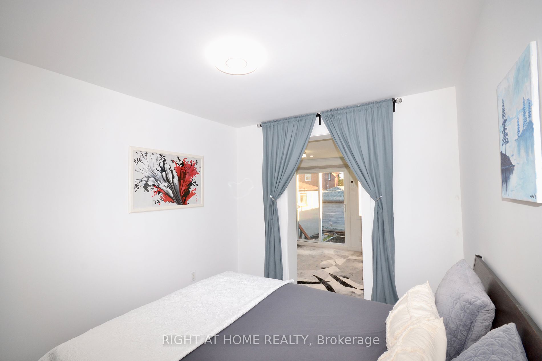 27 Cameo Cres