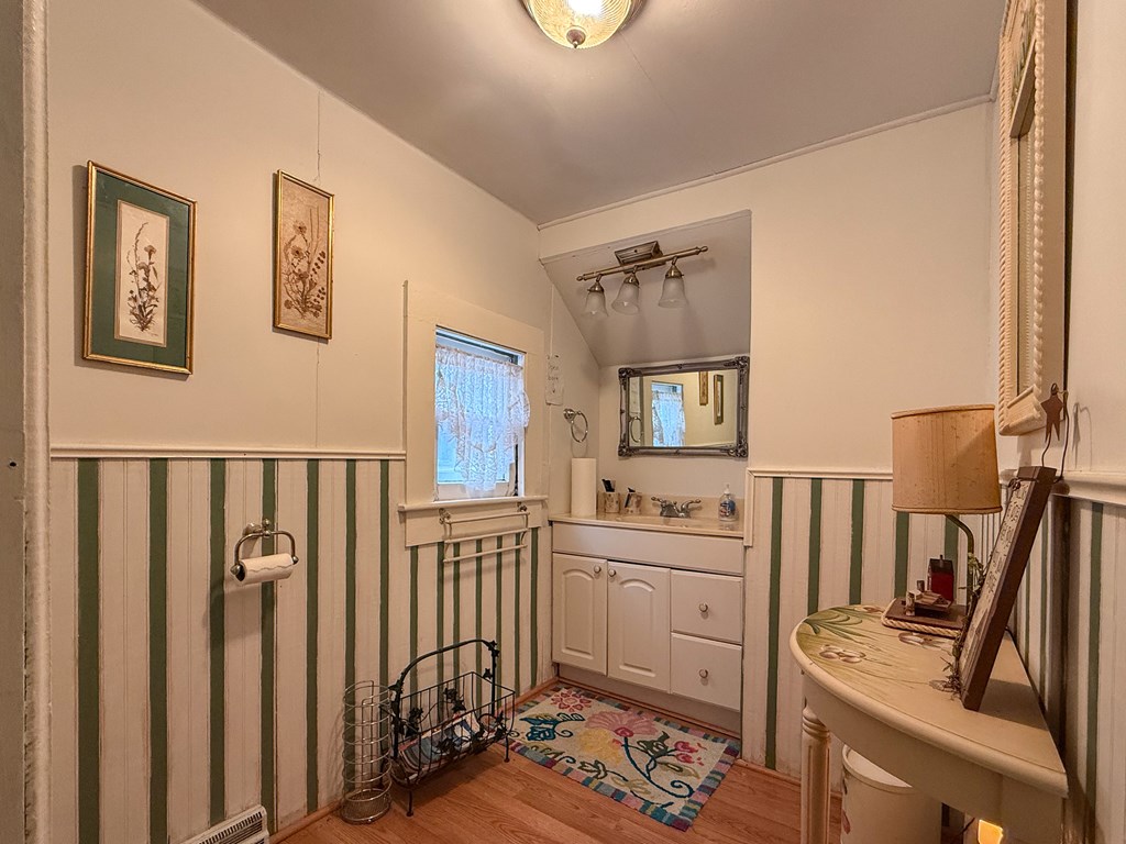 539 Monroe Ave 262
