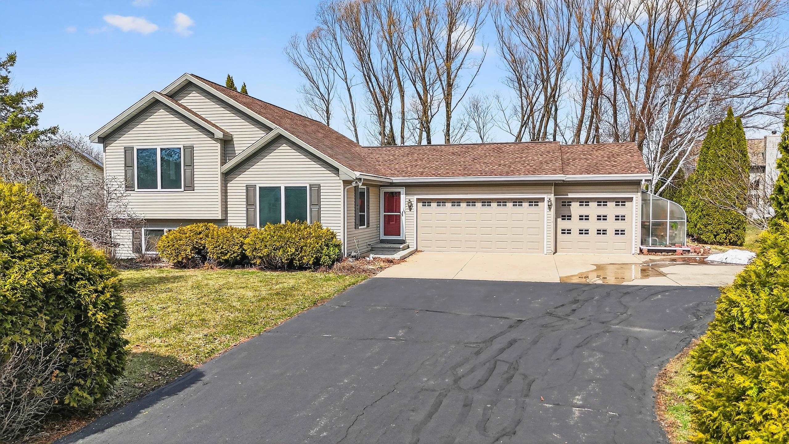 5138 Island Road