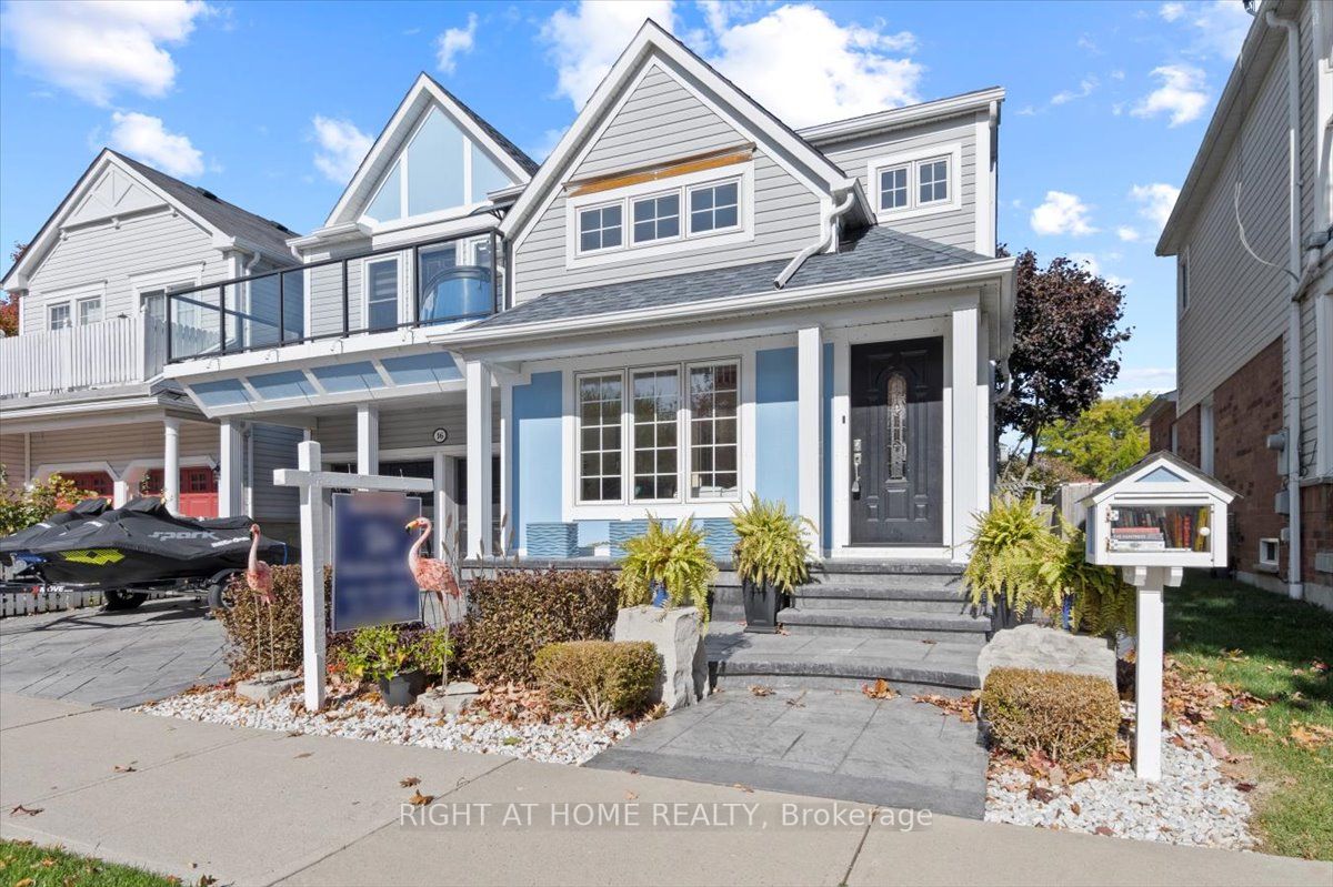 16 Ashbury Blvd