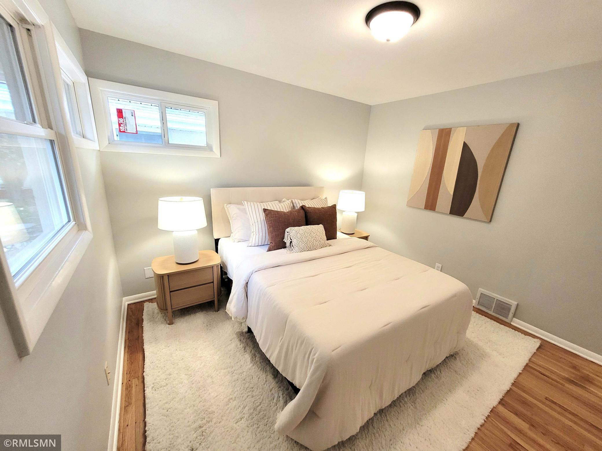 2956 Edgewood Avenue N