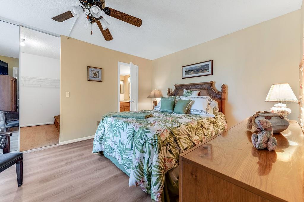 Property View 33