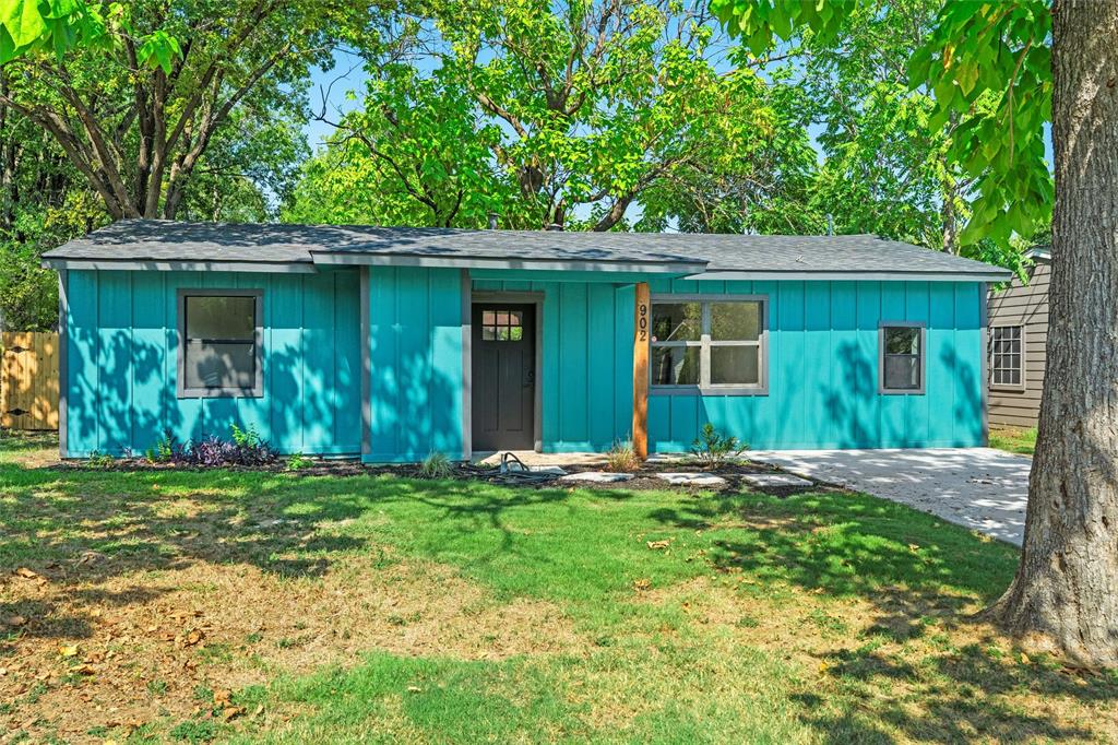 902 Skylark Drive