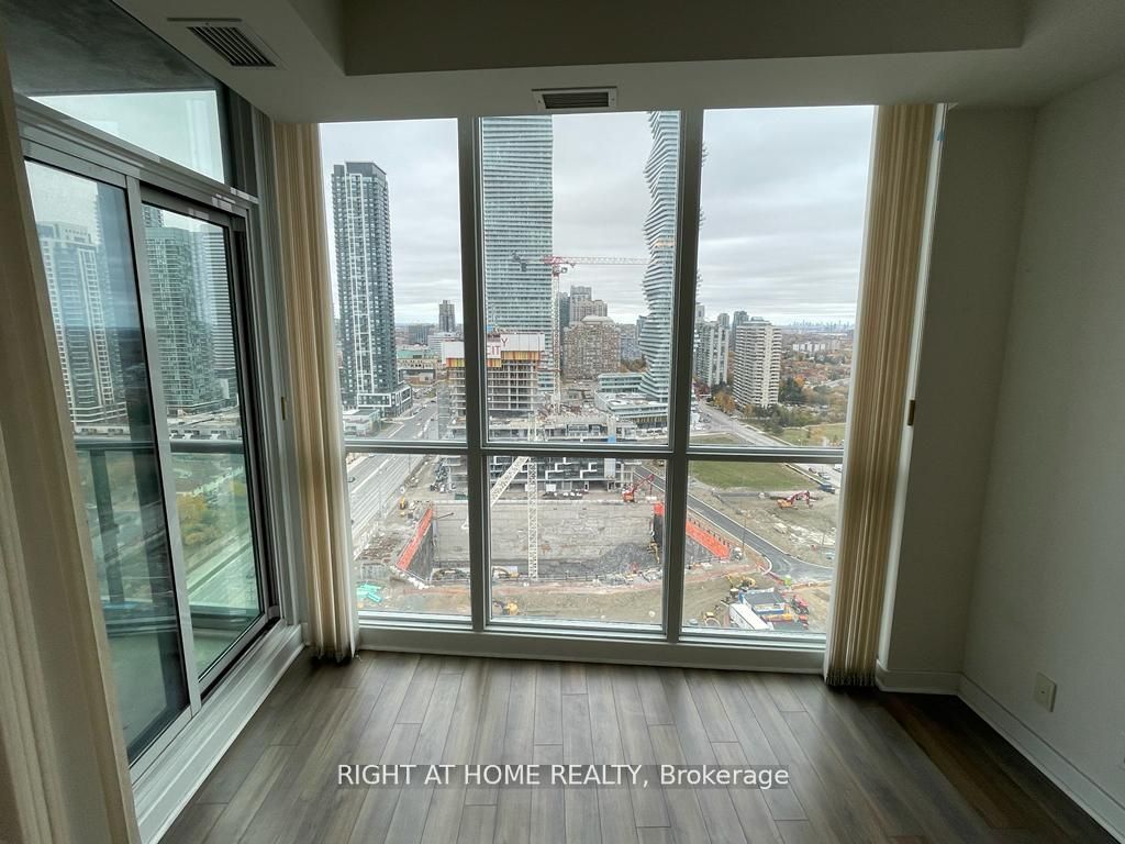 3985 Grand Park Circ 2001