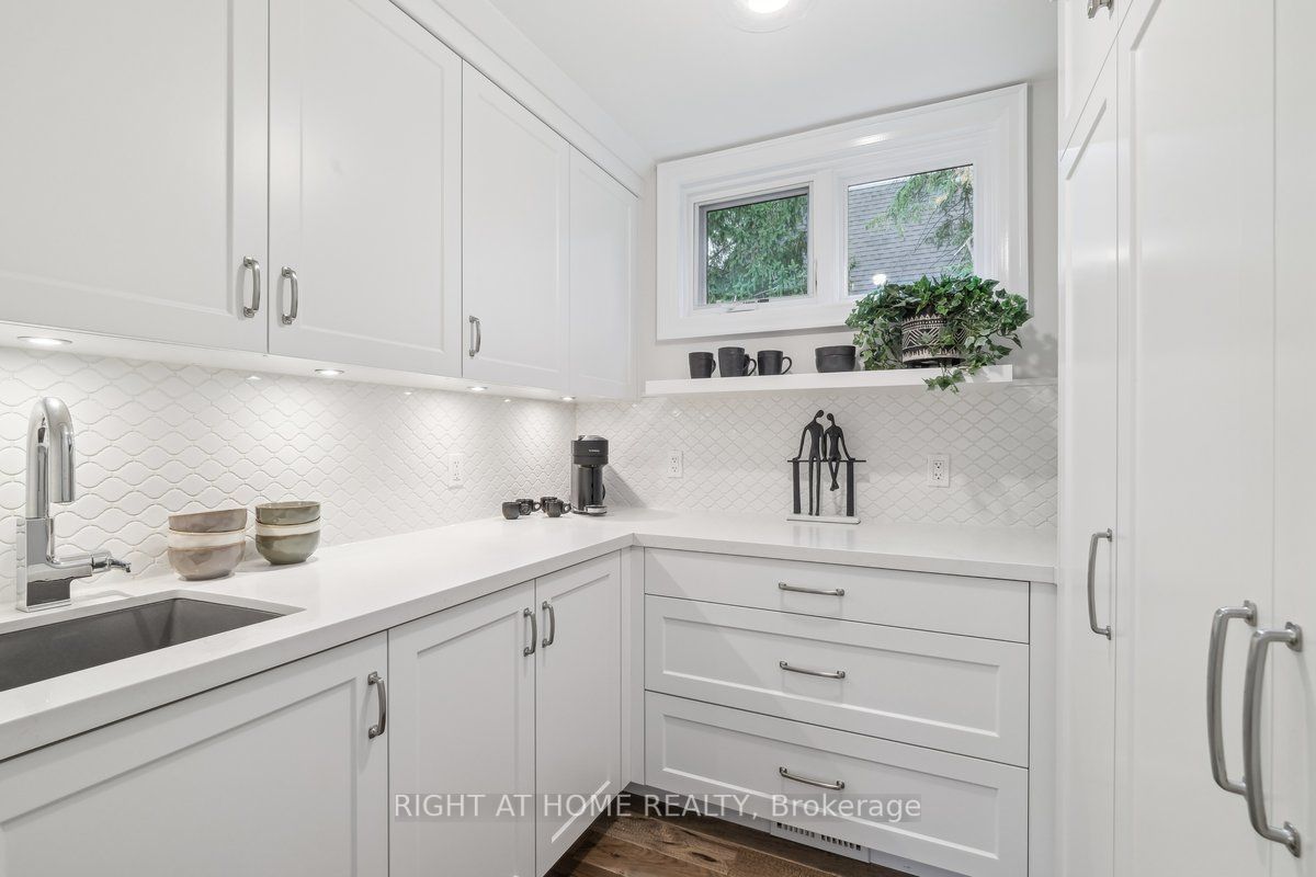 1231 Crawford Crt