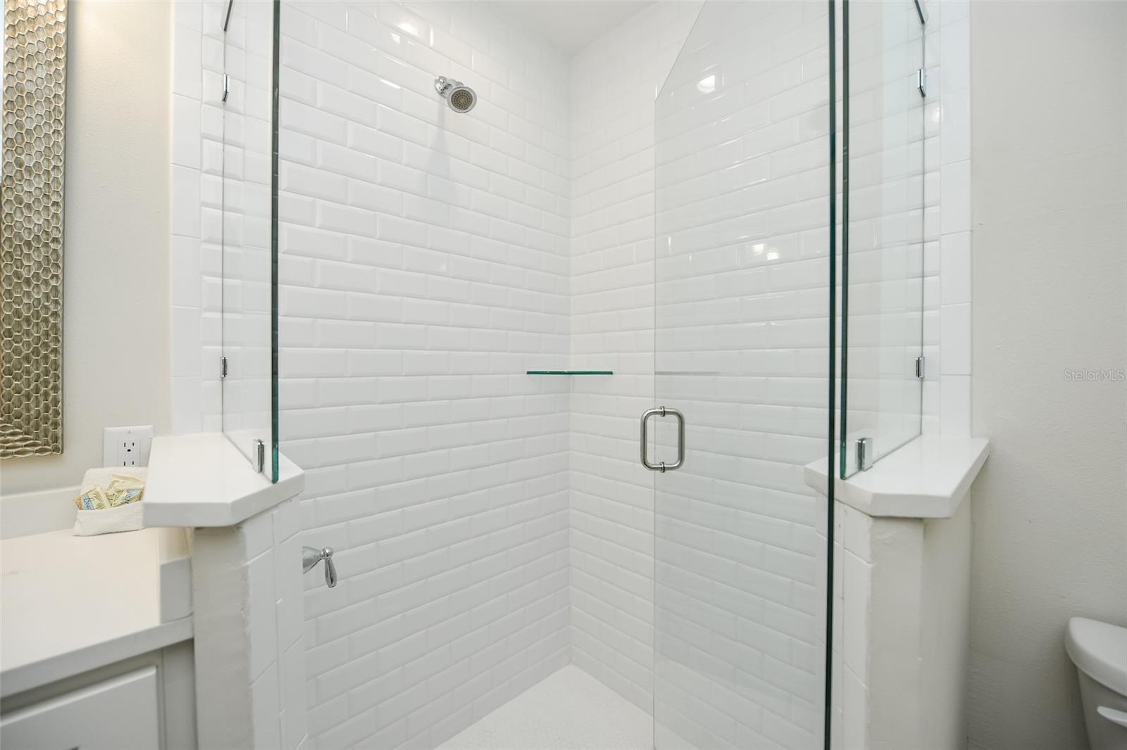 102 & 104 48th Street