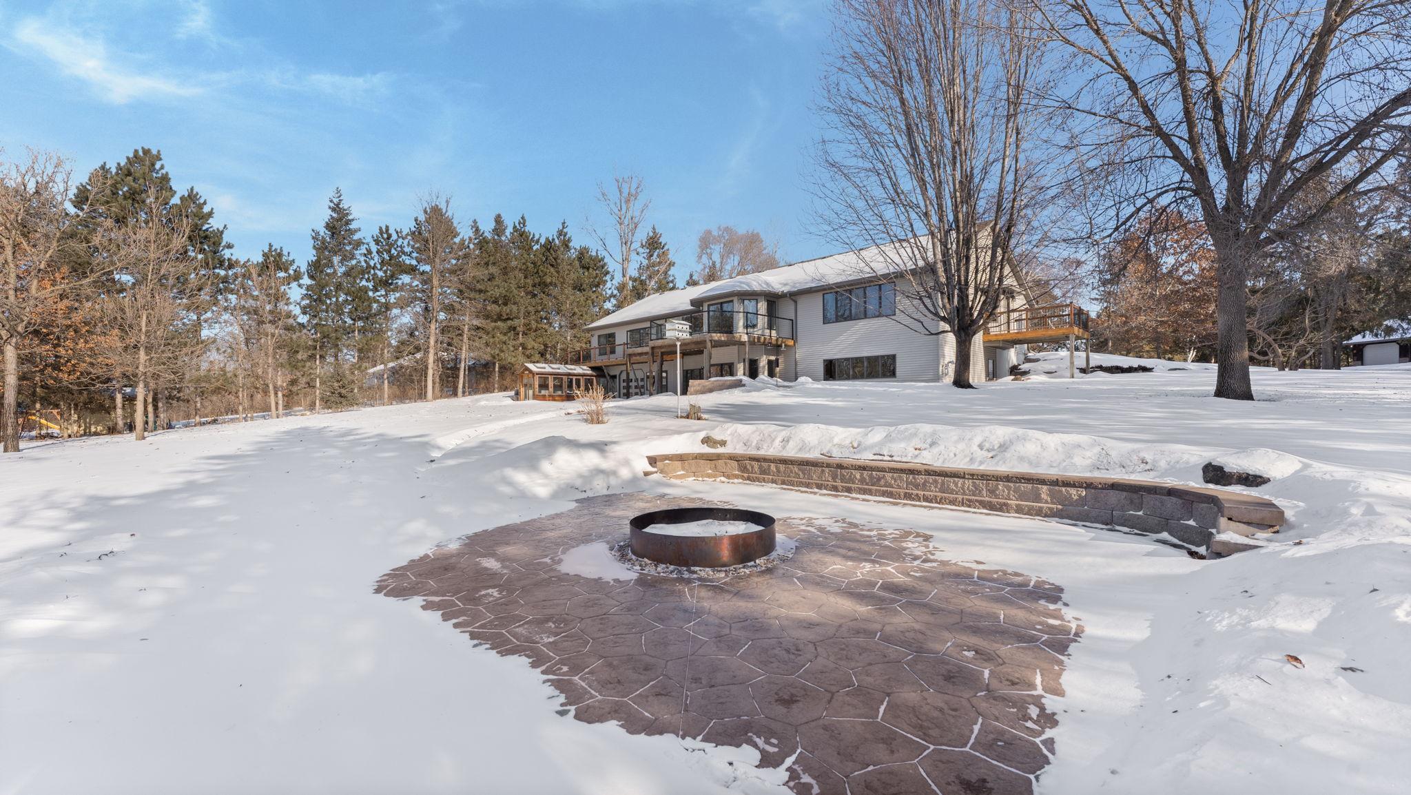 9025 Burton Court NW