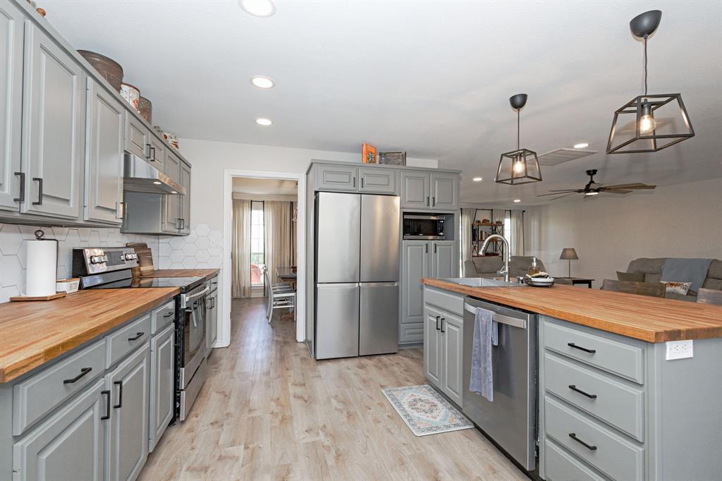 13508 Deussen Road