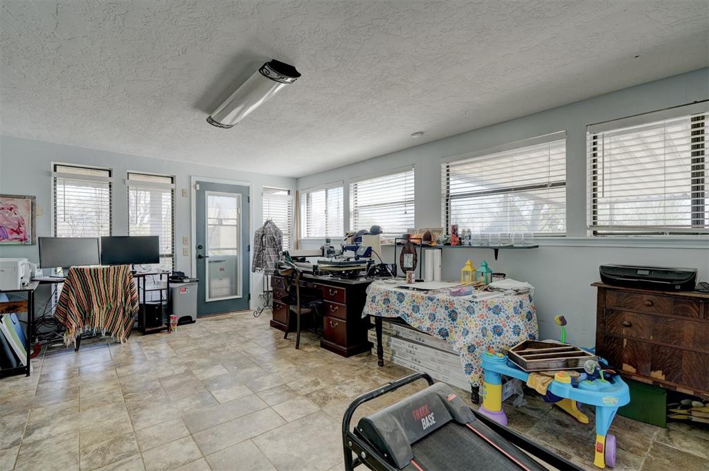 308 W Harper