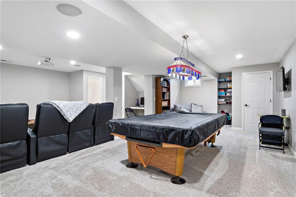 9407 W 124th Terrace