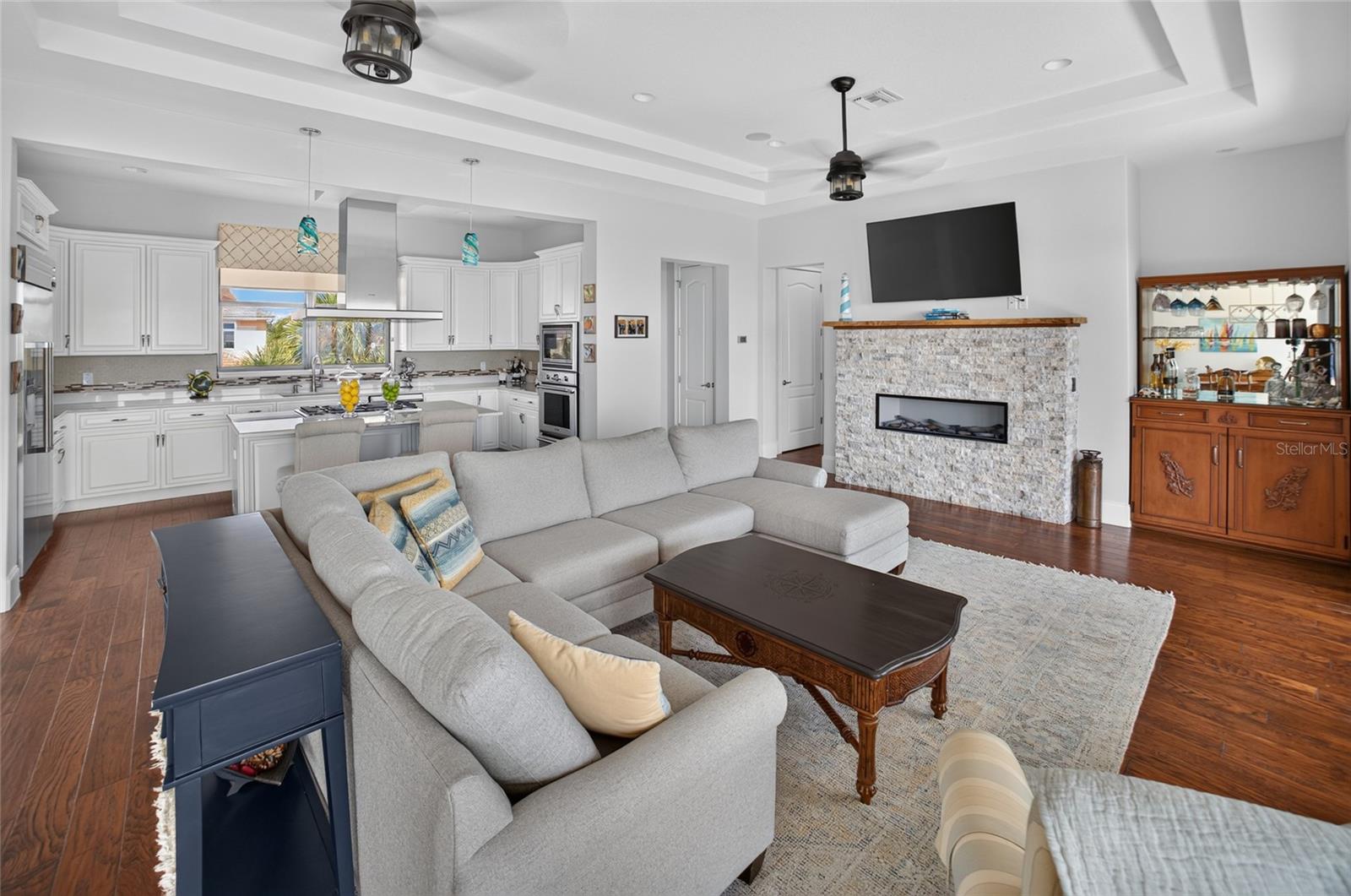 6 Ocean Ridge Boulevard N