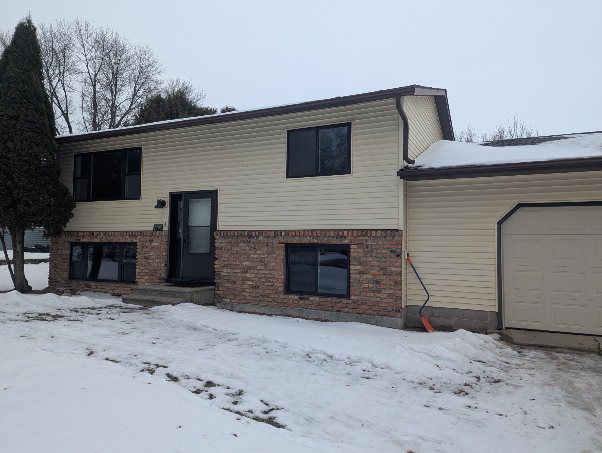 3-bedroom, 1-bath split-level home with hard surface flooring throughout. Offers excellent potential for updates and equity growth. Ideally located close to Roosevelt School and a nearby shopping district for everyday convenience.  The yard is level and spacious with a deck facing the north and west.