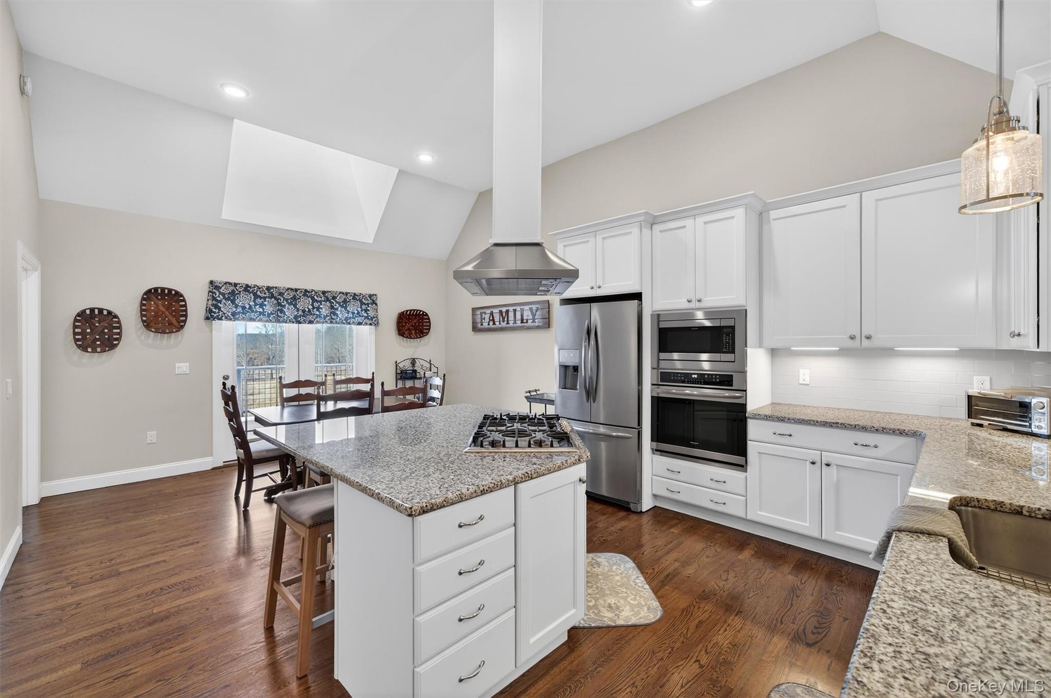 4 Strasser Place