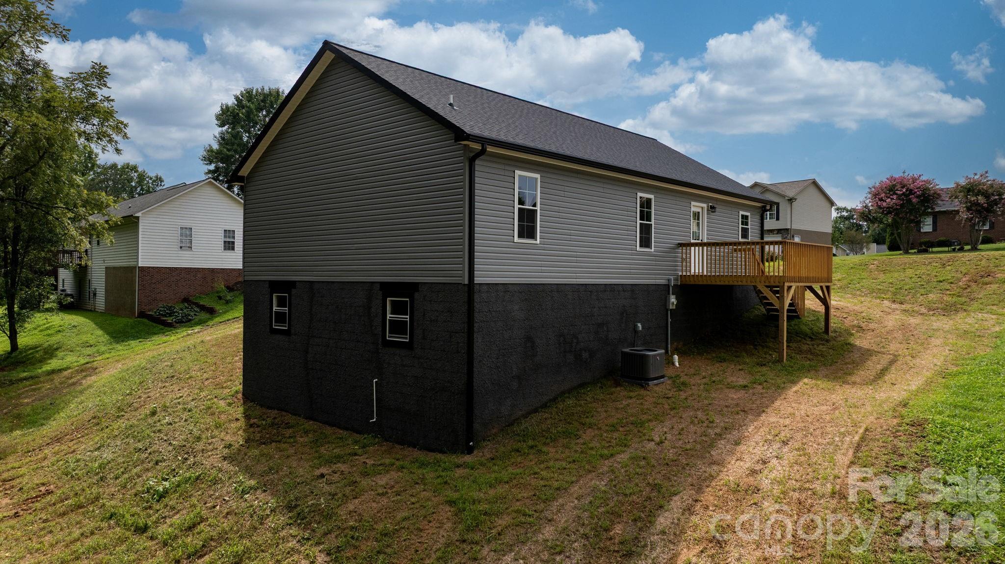 128 Buck Shoals Circle