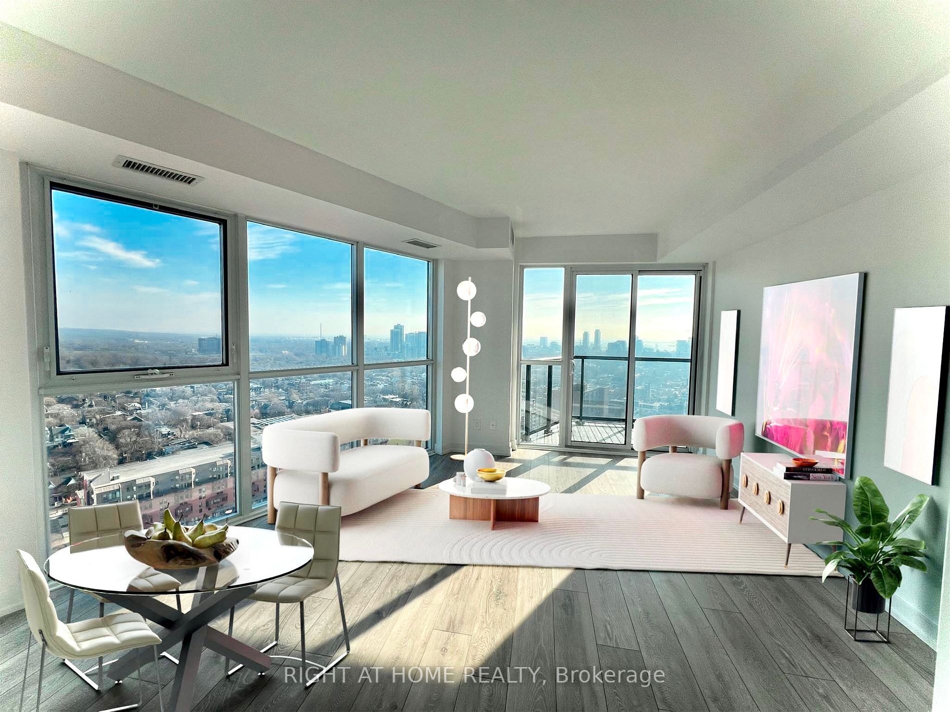 159 E Wellesley St 2404