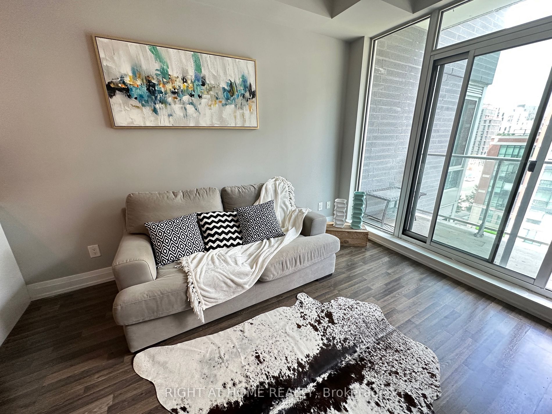 555 E Wilson Ave E615