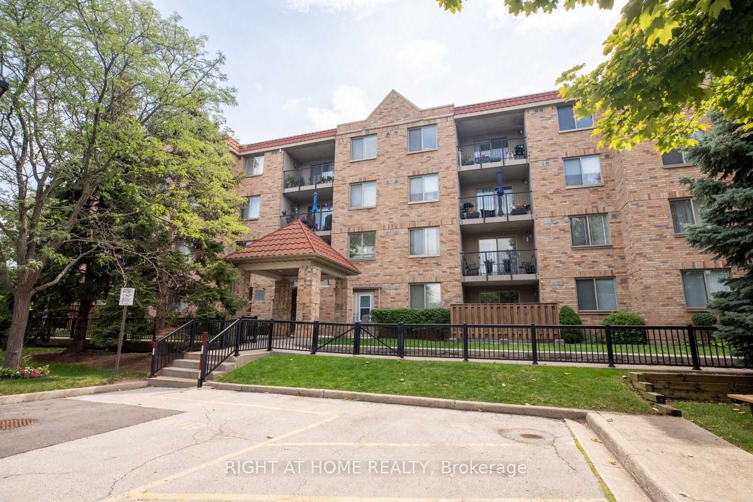 3499 Upper Middle Rd 302