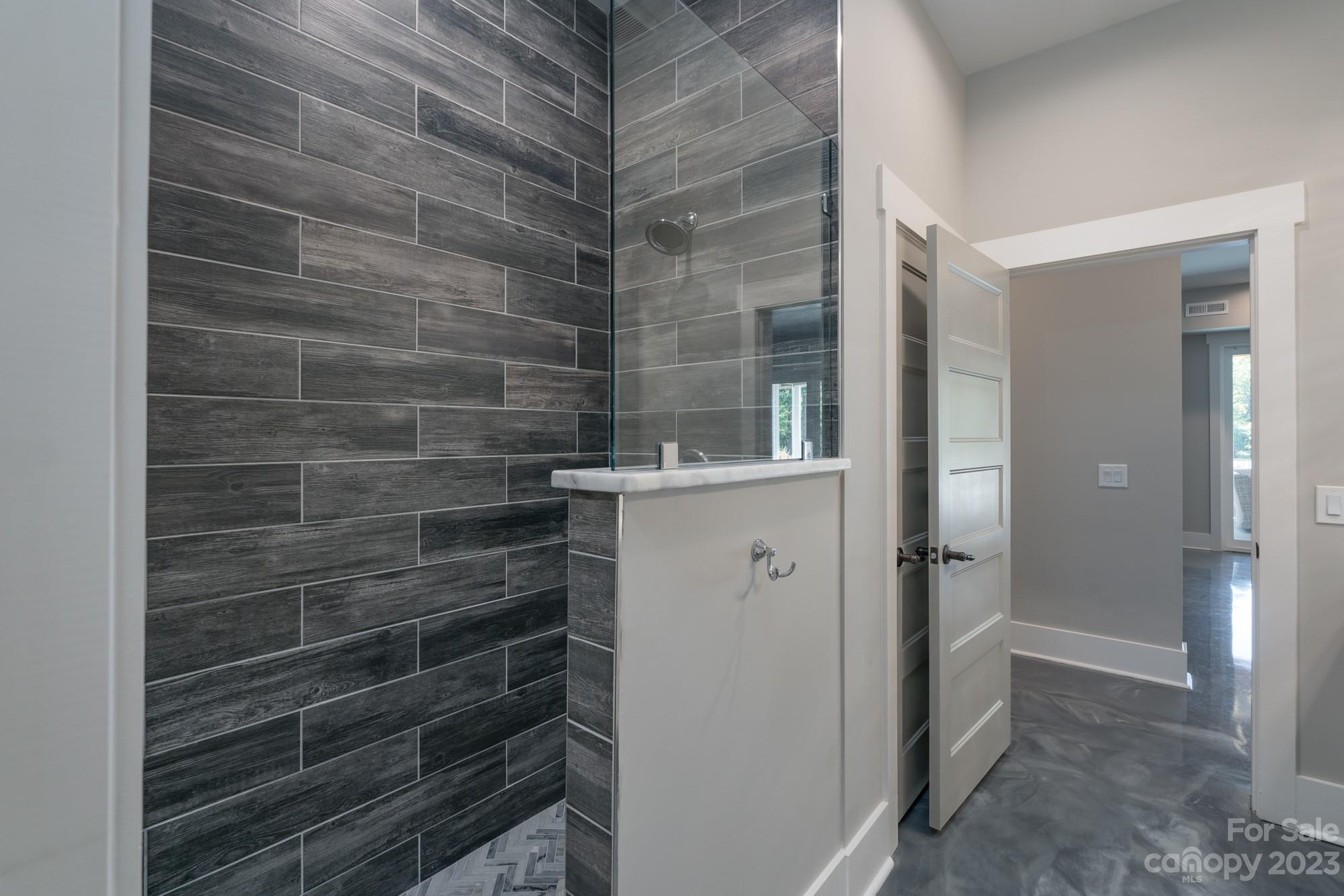 205 Water Oak Way