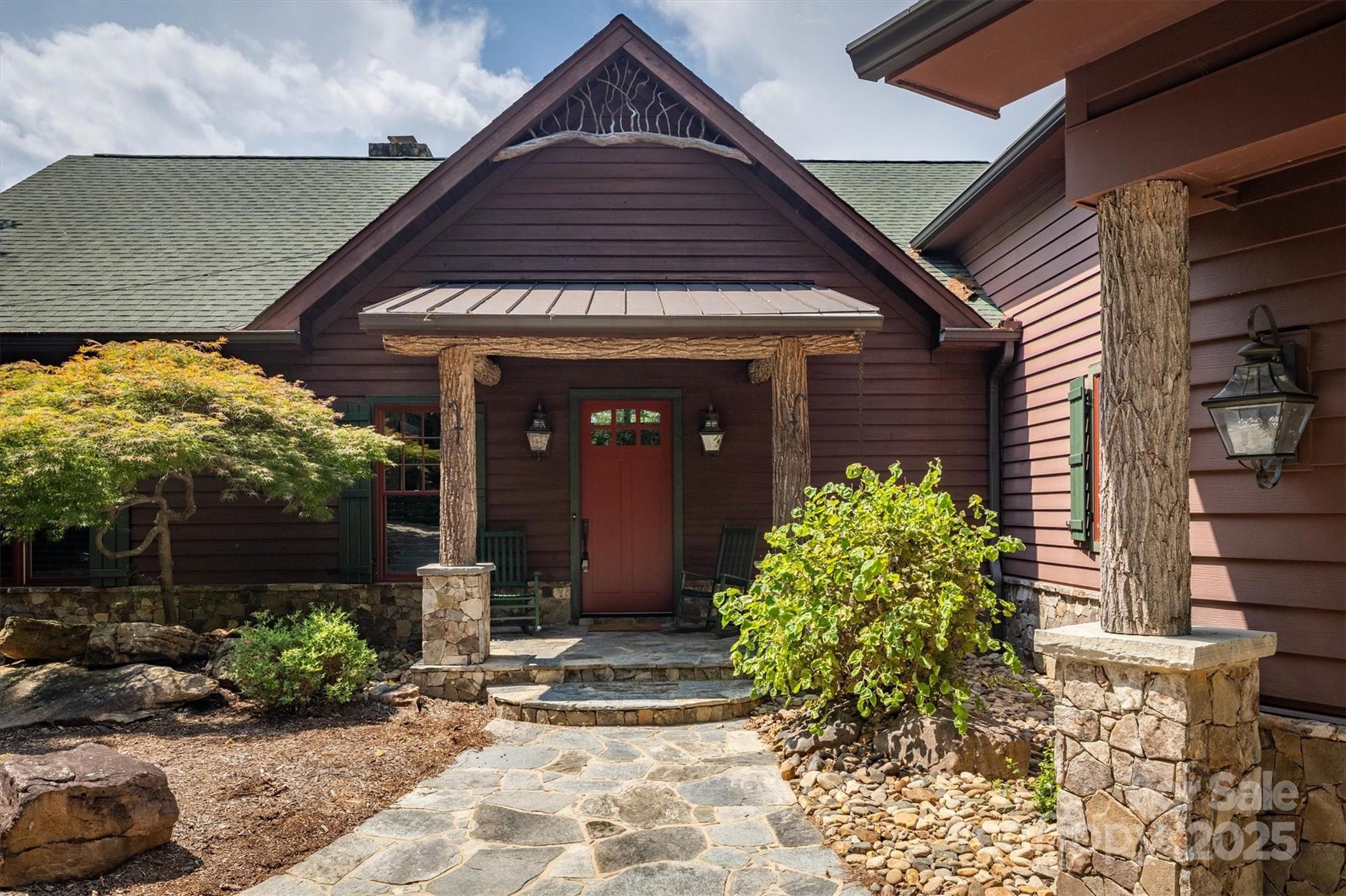 5140 Beech Bluff Drive