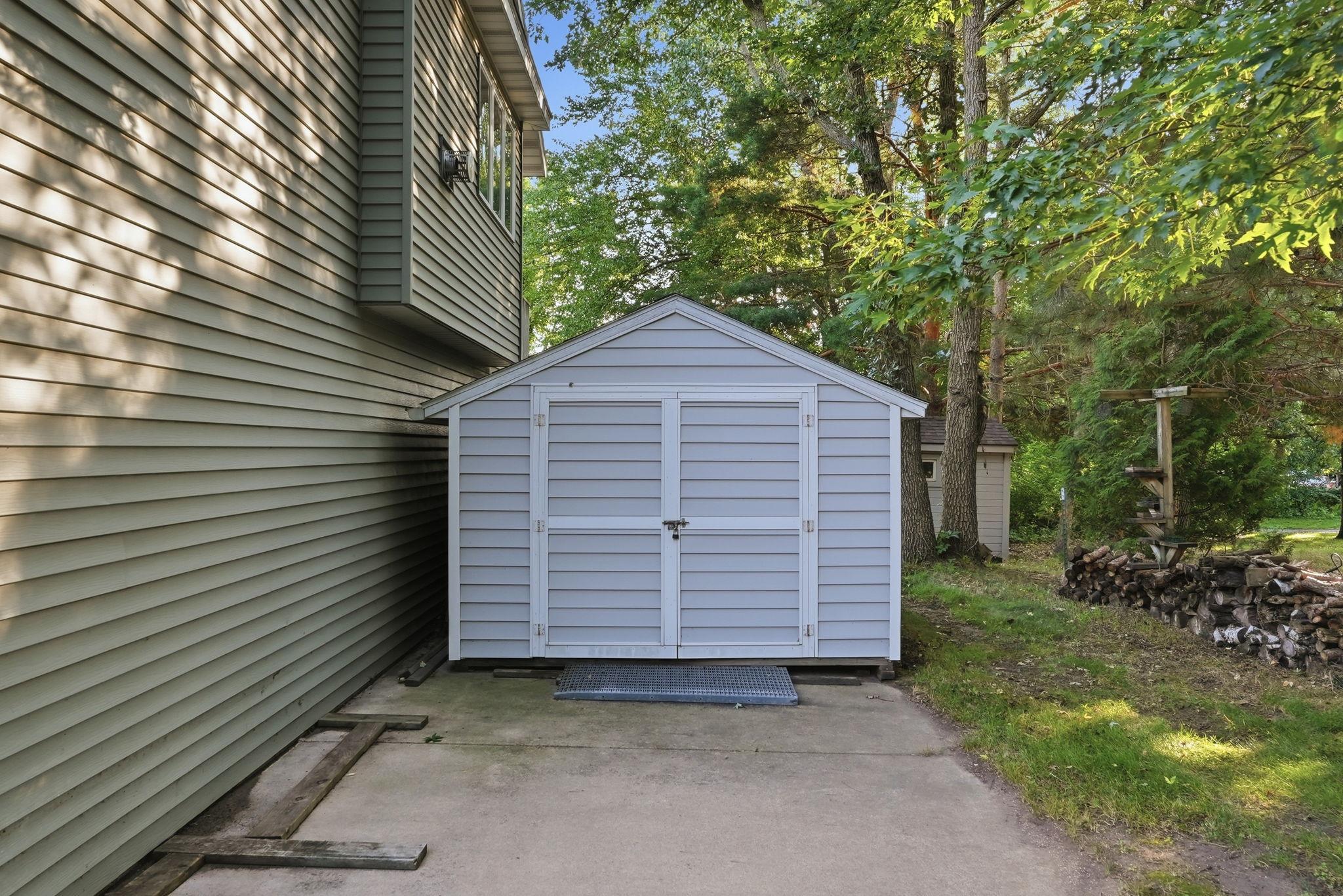 9900 W Lake Court