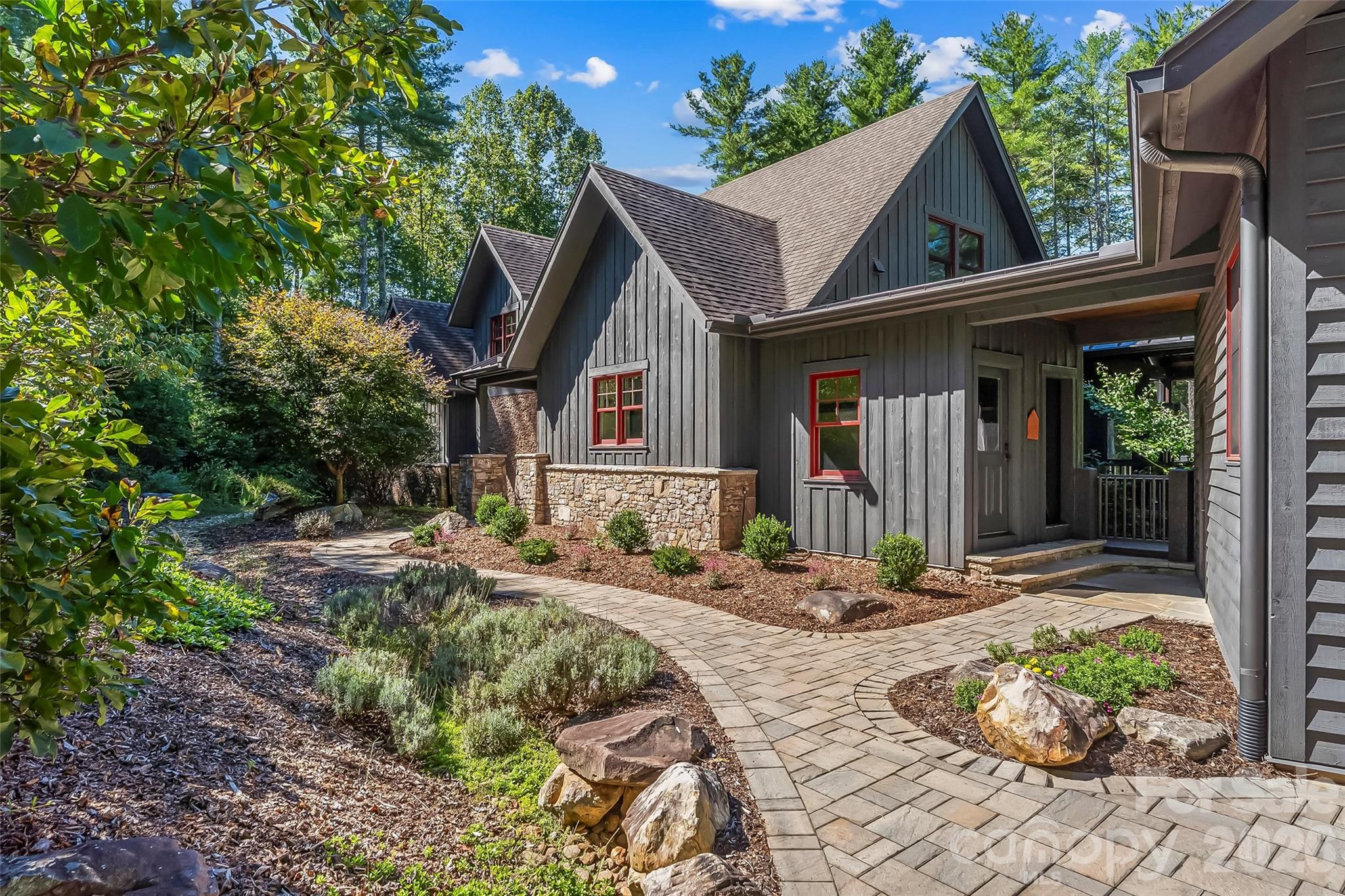 3201 Donahue Drive