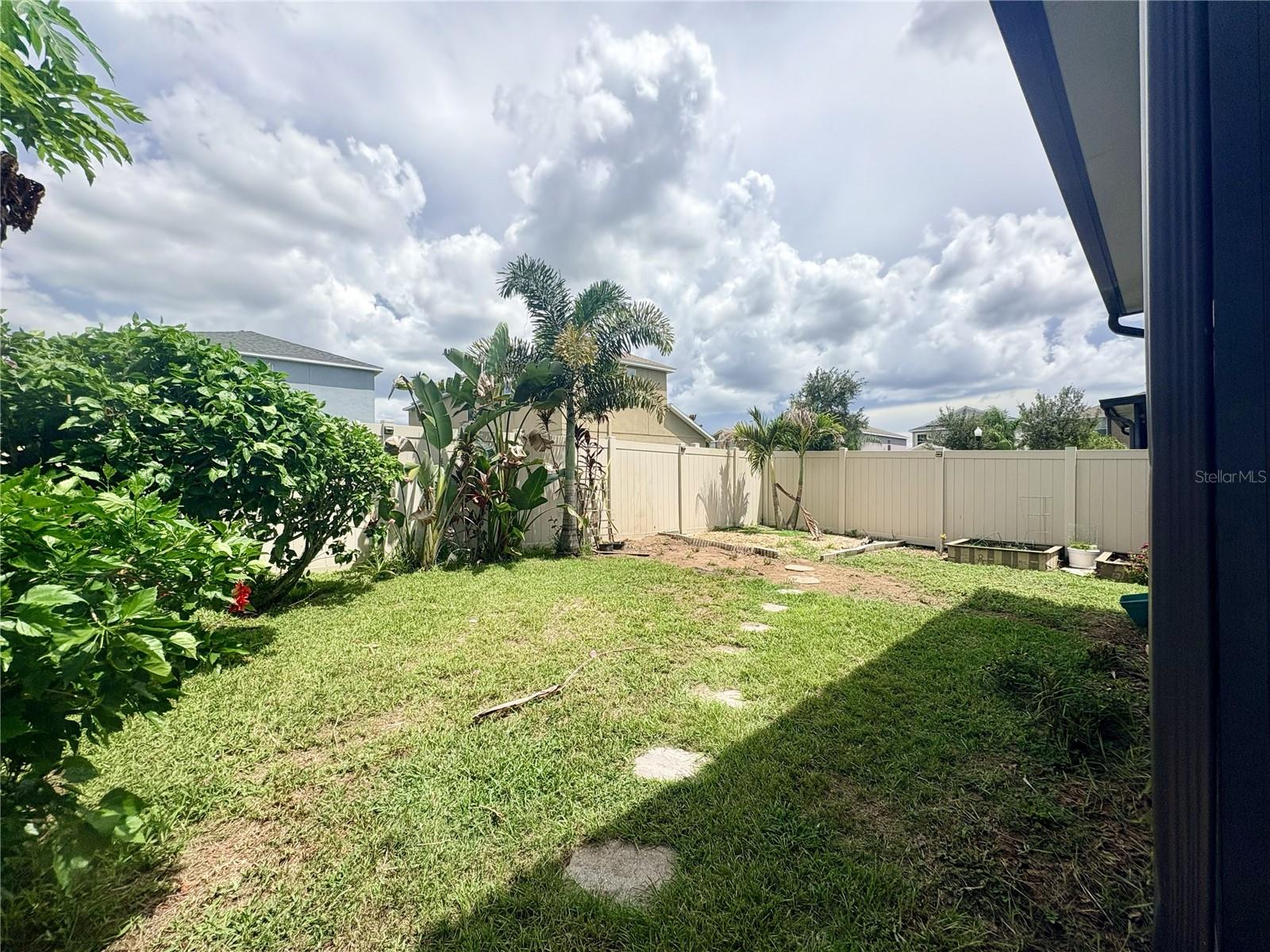 4935 Reflecting Pond Circle
