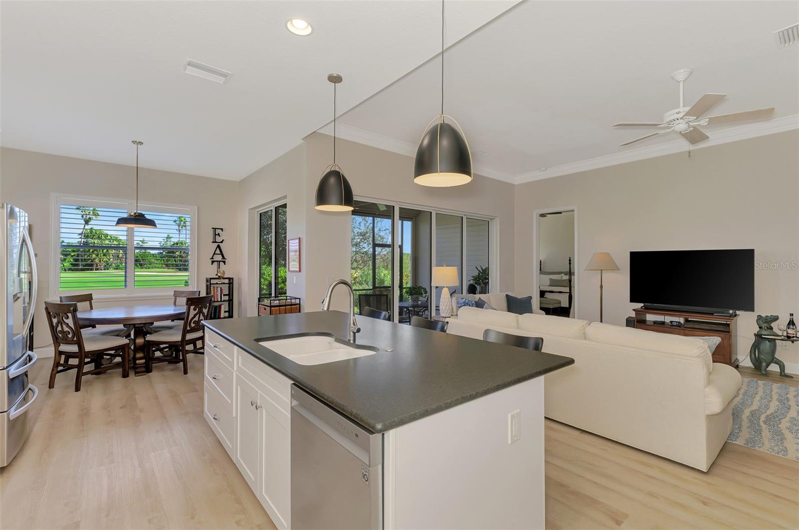 13384 Golf Pointe Drive